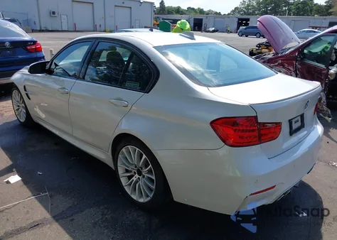 2015 BMW M3 z USA, uszkodzony, nr VIN WBS3C9C5XFP804055